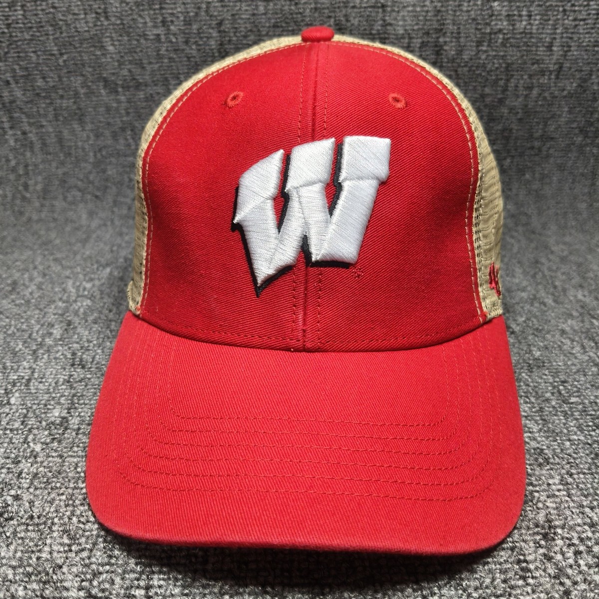 '47 Brand Wisconsin Badgers Red Khaki Trucker Hat Snapback NCAA Cap