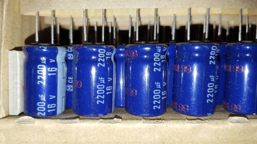 Panasonic Capacitor ECA-1CM222B; Alum Lytic; Cap 2200 uF; Tol 20%; (Lot of 10) - Afbeelding 1 van 12