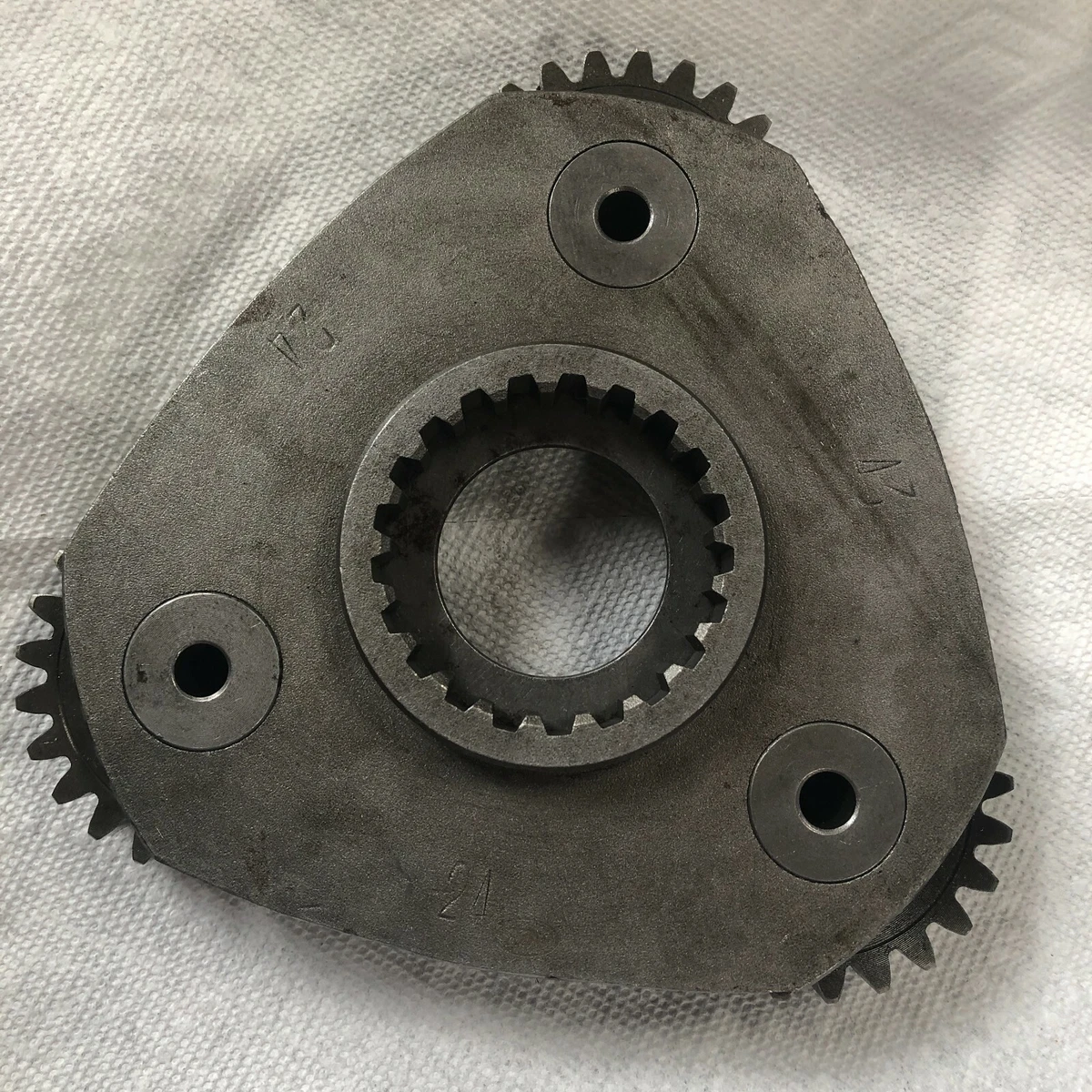 2021633 3033237 carrier assy 1st fits hitachi ex120-1 ex100-1 