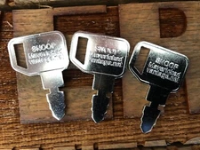 3 keysR30074 for Case John D, Massey Ferguson Baraga Terramite 192923M1 192923V1