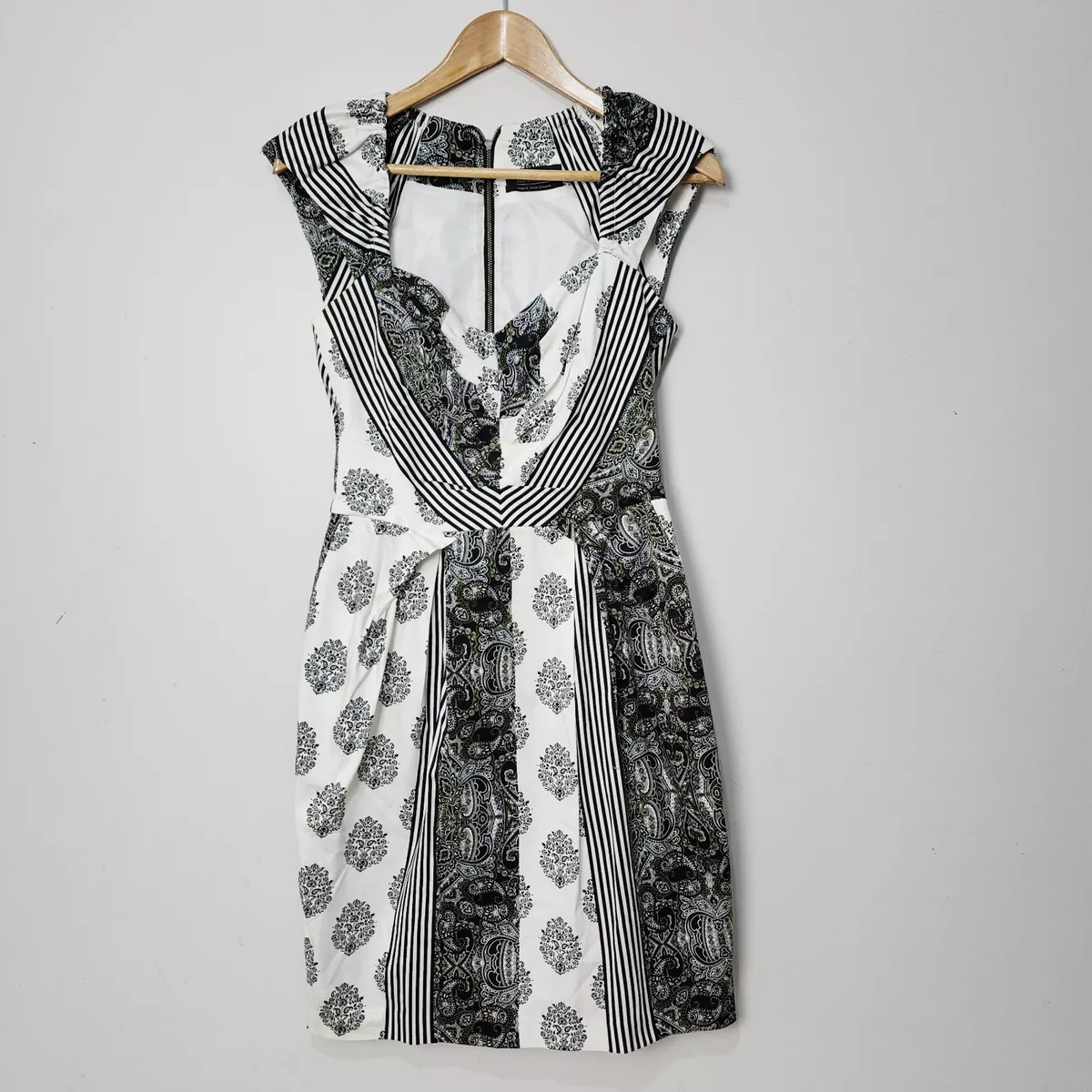 Cue black and white clearance dress
