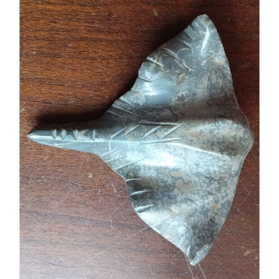 Small grey carved stone stingray 2 1/2'' x 2 1/2'' x 3/4''