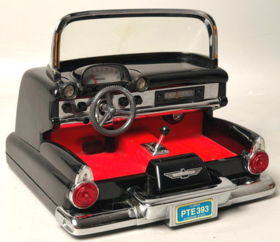 Oldtimer Beetland Thunderbird Auto Form AM FM Radio 1991 funktionsfähig