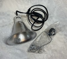 Reptile Lizard Pet Lamp 5.5 Inch Terrarium Heat Light w Base Fixture Clamp