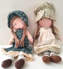 Lot of 2 Vintage 1970s Knickerbocker Holly Hobbie Rag Dolls Bonnet Prairie Dress