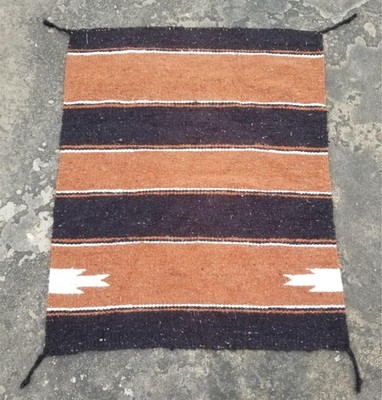 Vintage traditionelle handgefertigte mexikanische Navajo Wolle Satteldecke Teppich 84 x 69 cm