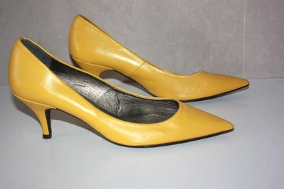 ZARA WOMAN Escarpins Pointues Cuir Jaune Vif T 38 BON ETAT - Photo 1/4