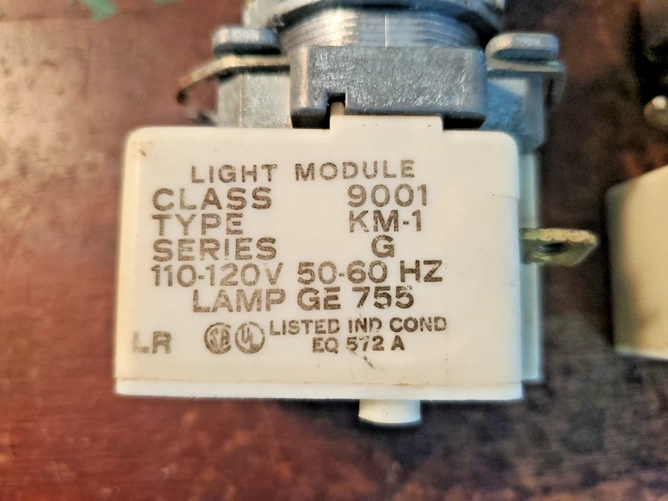 (2) Square D 9001KM1 Pushbutton Light Module 110/120V Green Cap Ser G (TA42MS) - Image 2 of 4