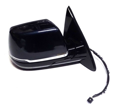 2015 to 18 Cadillac Escalade Mirror Passenger Side Blue Adriat Side Alert Sensor - Picture 4 of 7