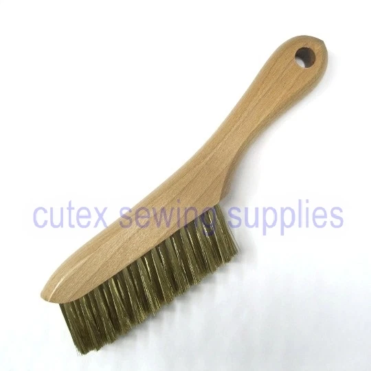 CUTEX Brass Wire Lint Brush / Lint Chaser Clothing Brush