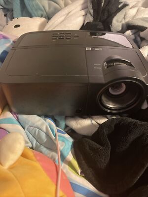InFocus IN114A DLP Projector No Wiring