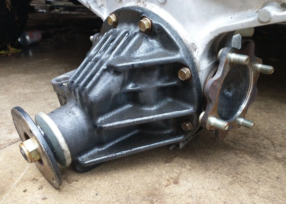 Mazda Miata 1990-93 defectuoso OEM diferencial abierto con tercer miembro para piezas Foto 4 de 4