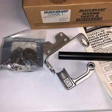 17443 A1 NEW GENUINE OEM MERCURY OUTBOARD P/S ATTACHING KIT LOT E5