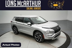 2024 Mitsubishi Outlander PHEV SE AWD Adaptive Cruise Heated Seats