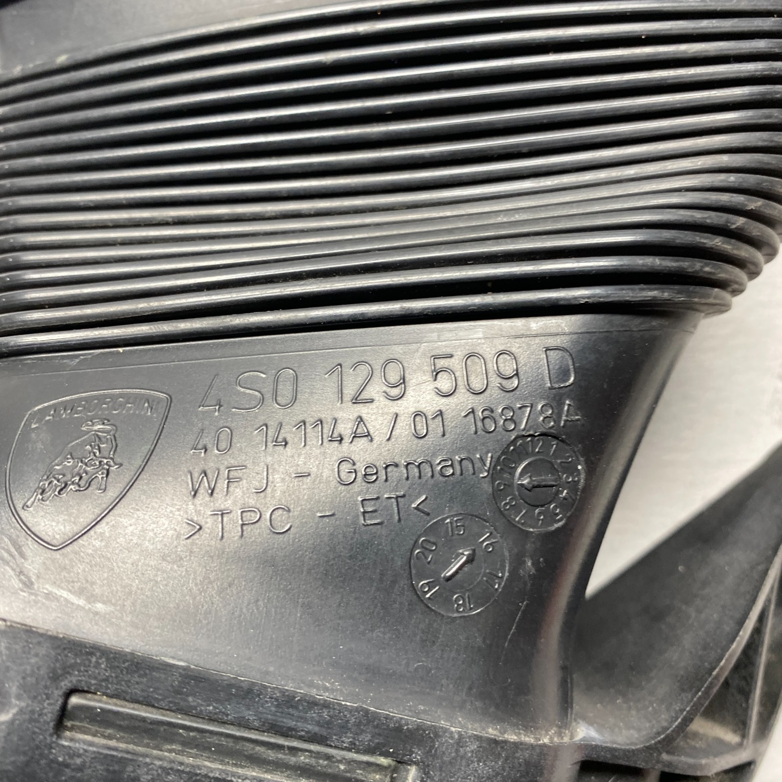 2018 Lamborghini Huracan Air Induction Tube 4S0129509D