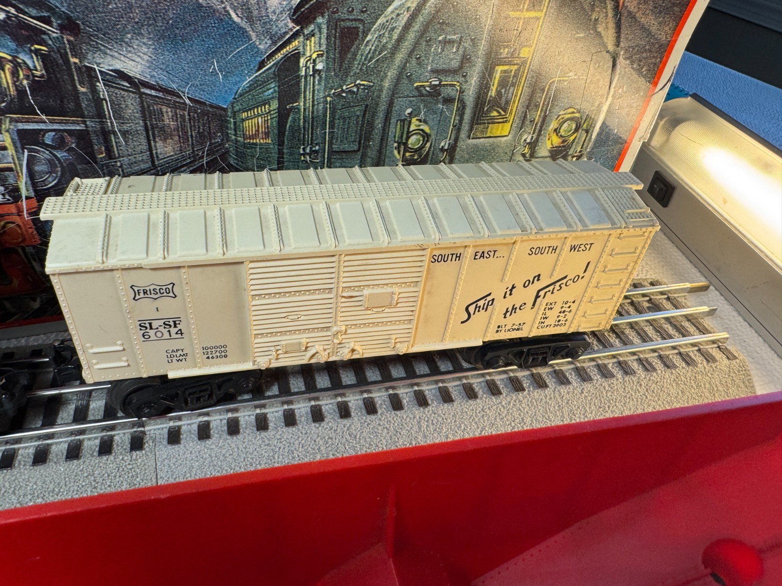 🚂 LIONEL TWO CABOOSE AND 2 FREIGHT CARS 💥 L1217 | eBay