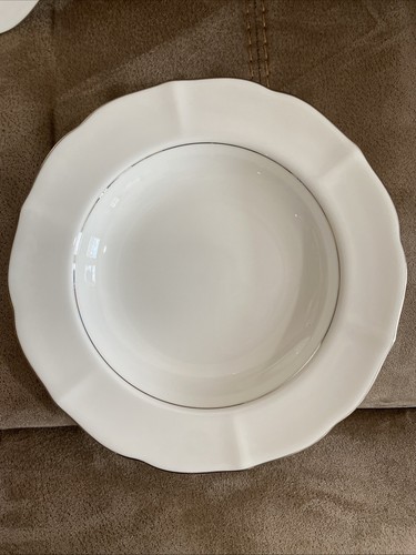 Mikasa Silver Moon CAP02 Set of 4 Rimmed Soup Bowls 9" Diameter - Picture 8 of 14