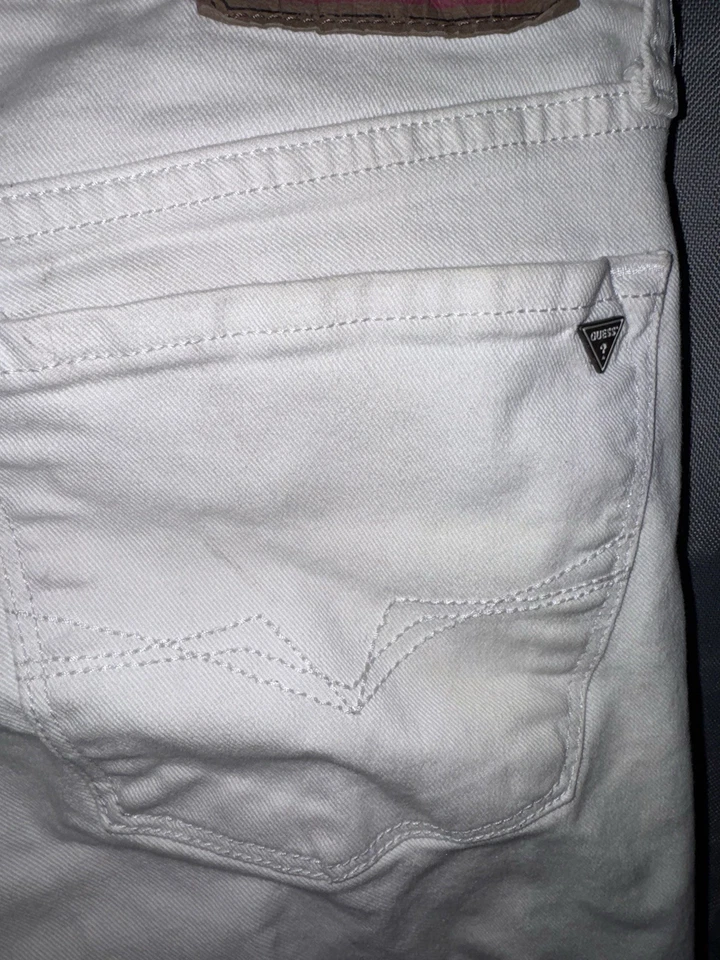 VTG GUESS White 1981 Men’s 34x30 Good Condition Small Stain See Photos - Image 4 of 4