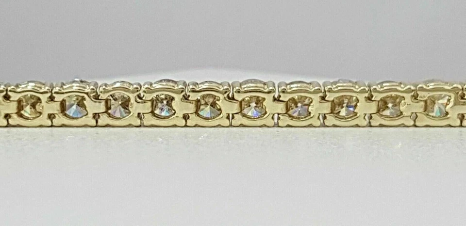 Brazalete de tenis para mujer de diamantes VVS1/D de corte redondo de 9 quilates acabado en oro amarillo de 14 quilates Foto 4 de 4