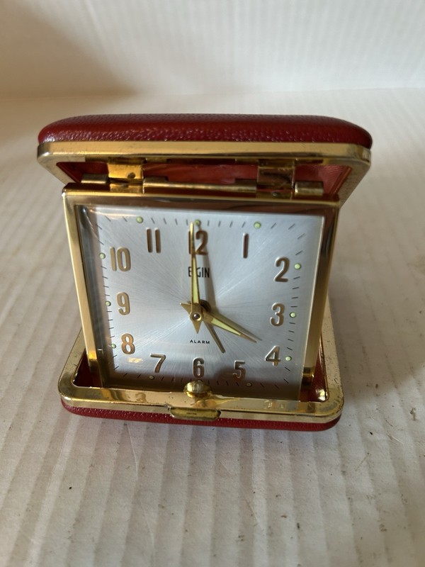 1970s Elgin RED Square Travel Alarm Clock Folding Case Red /Gold & Box Works