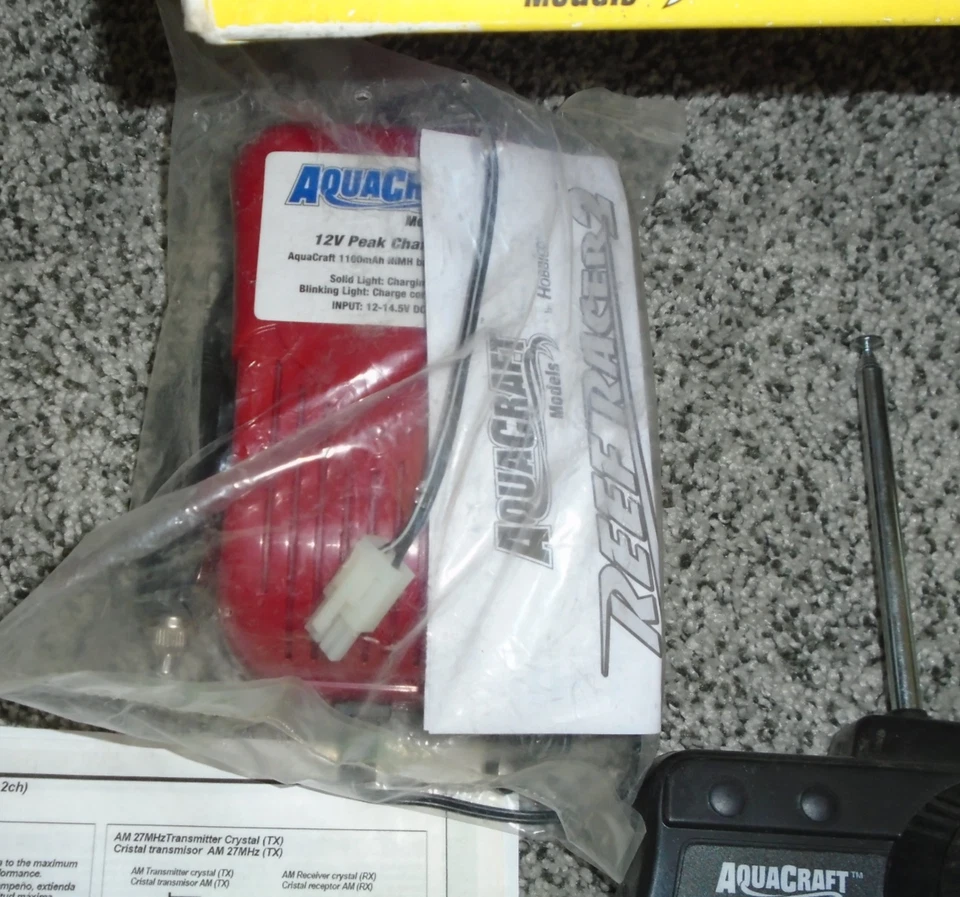 Aquacraft Reef Racer 2 Blue Hull Radio Controll RTR Electric Mini Vee - Image 4 of 4