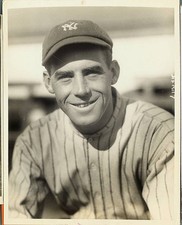 Portrait Of Ny Yankee Catcher Benny Bengough Old Historic Photo