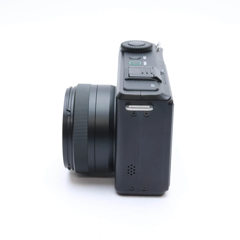 Sigma DP1 Merrill Digital Camera #325 - Image 2 of 4