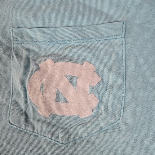 North Carolina Tare Heels Shirt Men Medium Blue Short Sleeve Pullover Sportswear - Picture 2 of 8