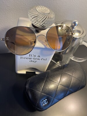 Chanel Authentic Sunglasses Gold Wire Frame Brown Lenses  display picture 3