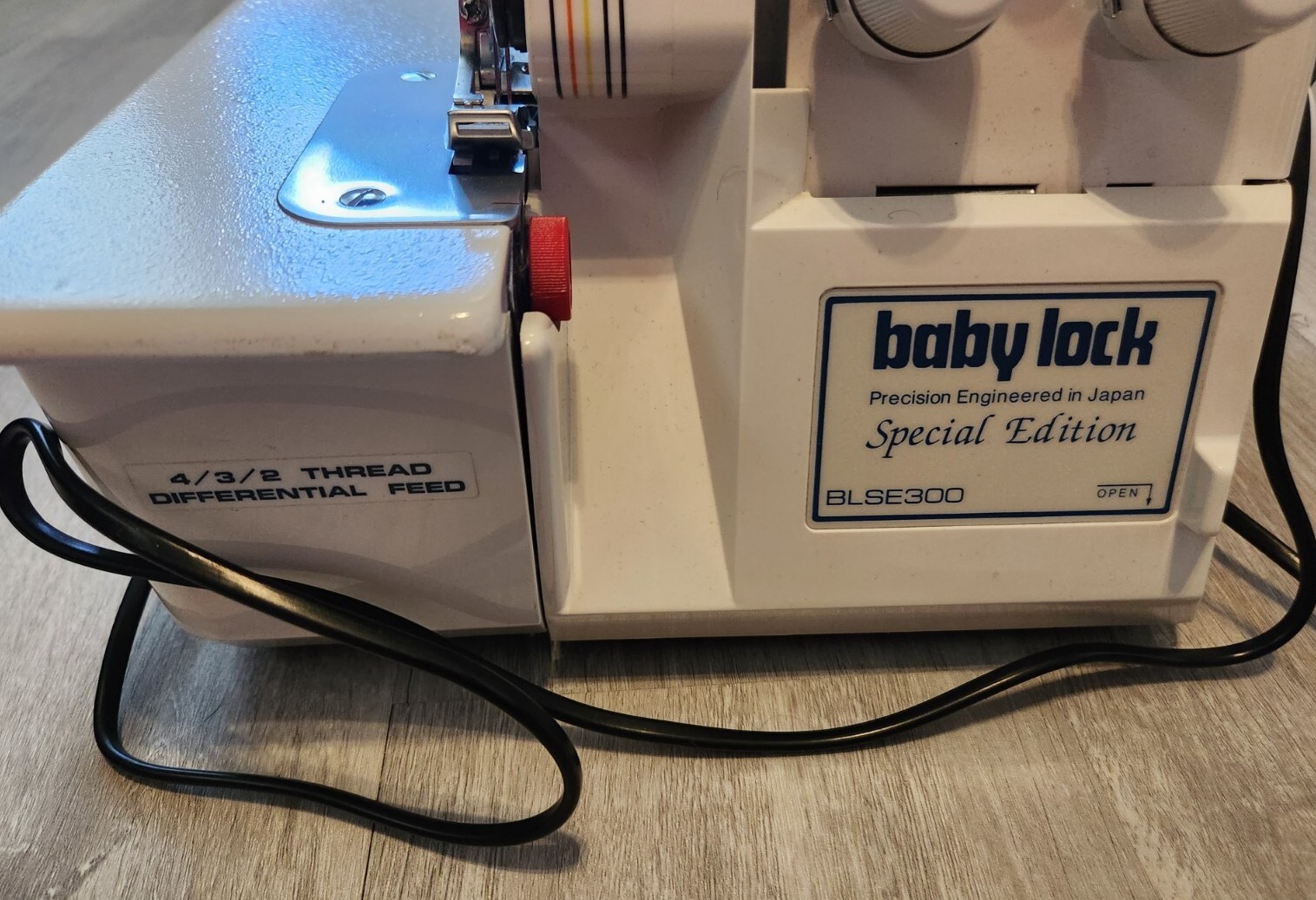 Baby+Lock+Overlock+SewingMachine+Model+BLSE300+Works for sale online eBay