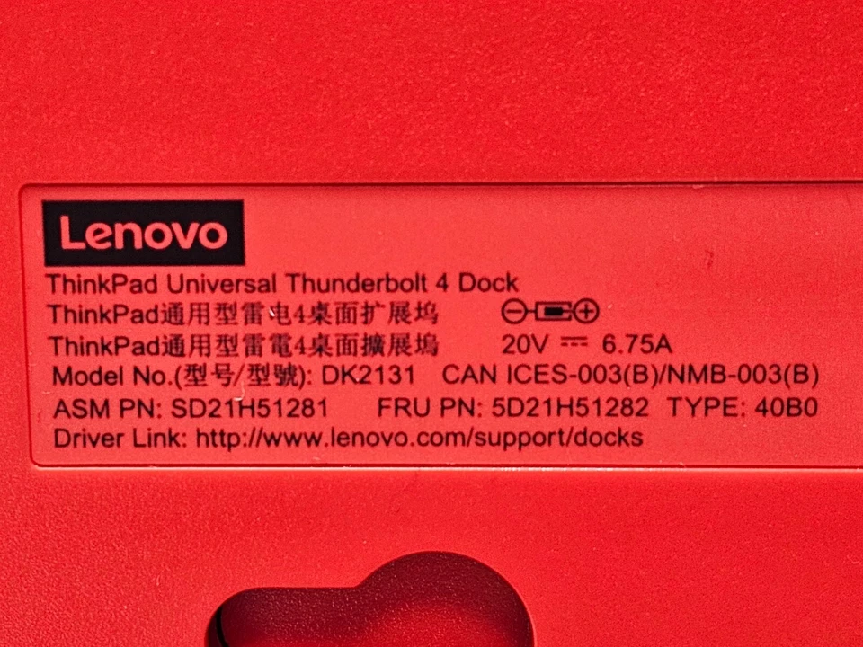 Lenovo ThinkPad Thunderbolt 4 Dock 40B0 with USB-C 135 Watt Power Adapter Universal - Image 4 of 4