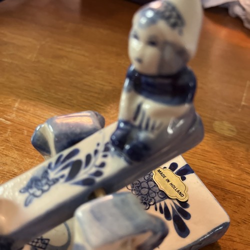 Dutch Delft See Saw Pottery - Picture 4 of 4