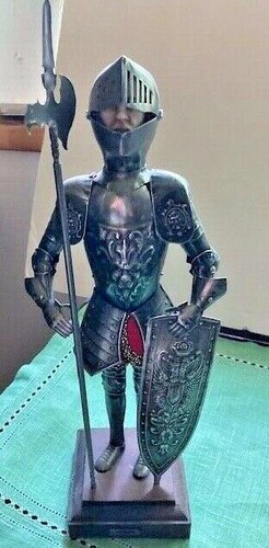 VINTAGE Medieval Knight, Authentic Armor, Spanish-Made, 14" Tall, Splendid! - 第 7/7 張圖片