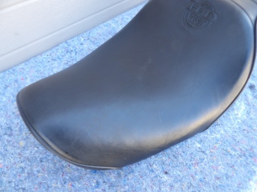 Genuine OEM '03 Harley Dyna FXD seat Low Rider, Super Glide, USA logo. '96-'03 - Picture 4 of 24