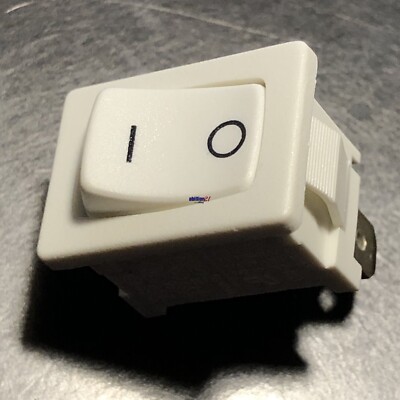 Marquardt Rocker Switch 1801 ON/Off SPST White Panel Mount 6A-125-250VAC Qty 1
