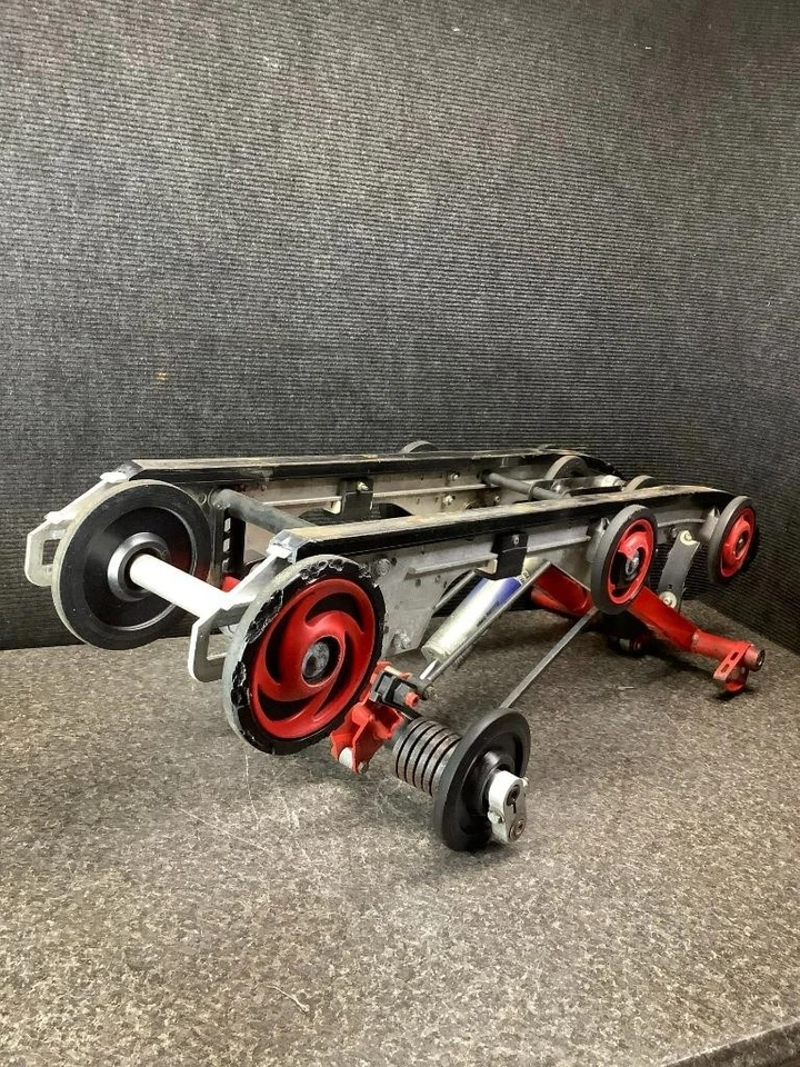 01 Polaris Edge XC600 SP XC 600 Skid Frame Suspension R11 Foto 3 de 4