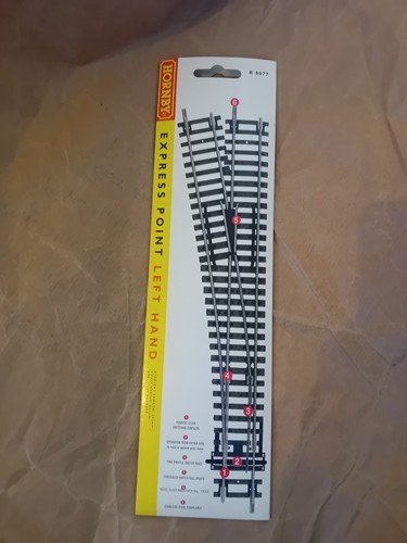 HORNBY CALIBRE 00 R.8077 EXPRESS PUNTO MANO IZQUIERDA COMO NUEVO/EN CAJA | Zustand: New