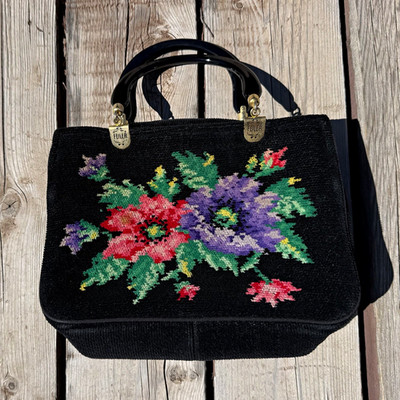 Feiler Germany Vintage 70 s Black Floral Embroidered Top Handle Zip Bag