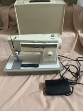 Vintage Singer 513 Stylist Beige Electric Sew...