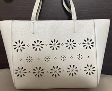 m1211 kate spade White Leather Floral Cutout Tote Bag Excellent Condition