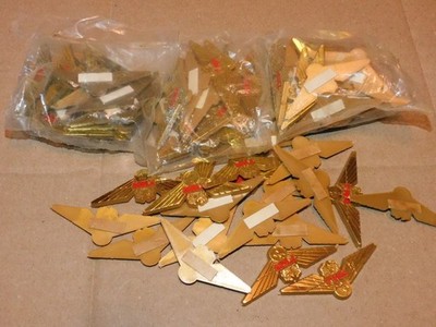 Lot of 80 Trans World Airlines Jr Pilot Plastic Flight Wings Vintage Pins TWA