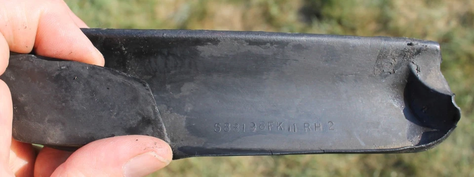 Relleno de parachoques trasero derecho Oldsmobile Jetstar 88 Dynamic Starfire 1963 fabricante de equipos originales Foto 4 de 4