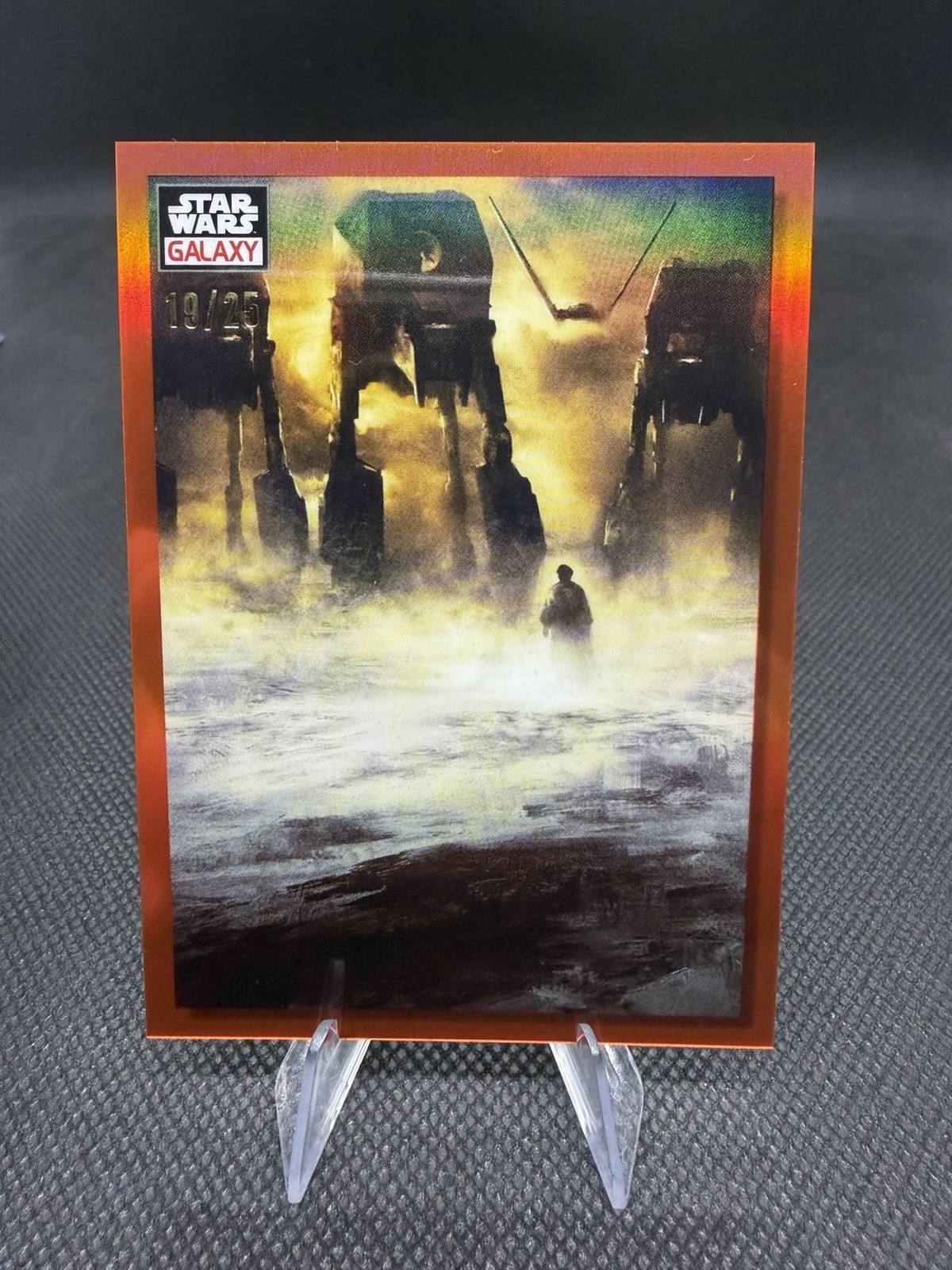 Projection /25 Orange Refractor Topps Chrome Star Wars Galaxy 2023 #61 Luke 