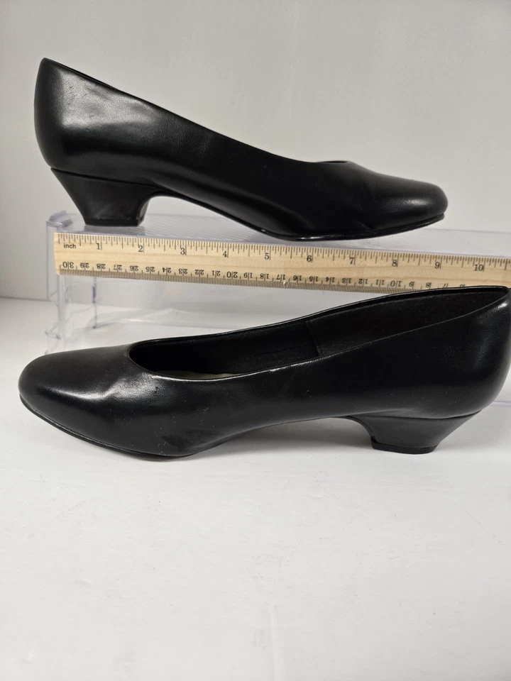 Bomba negra estilo suave 7,5 W Foto 3 de 4