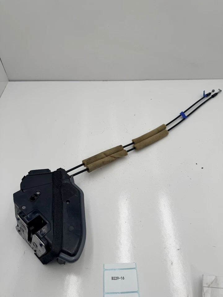 2013-18 Nissan Altima Sedan Rear Right Door Lock Actuator 825003TA0A B229-16 - Image 2 of 4