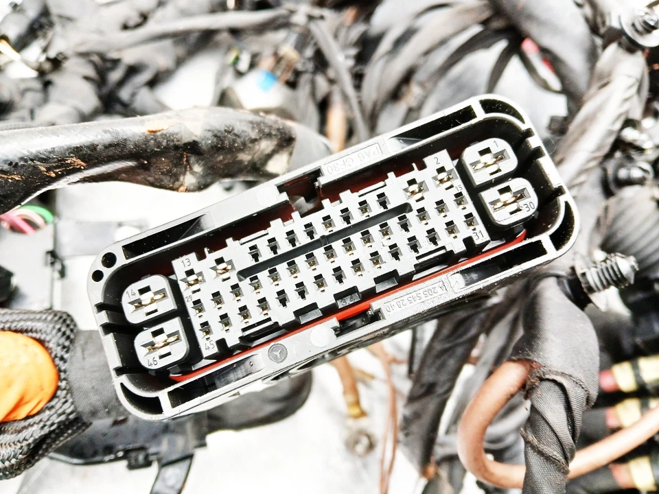 MERCEDES GLB X247 ENGINE WIRING LOOM HARNESS 2.0 DIESEL 2021 - Image 4 of 4