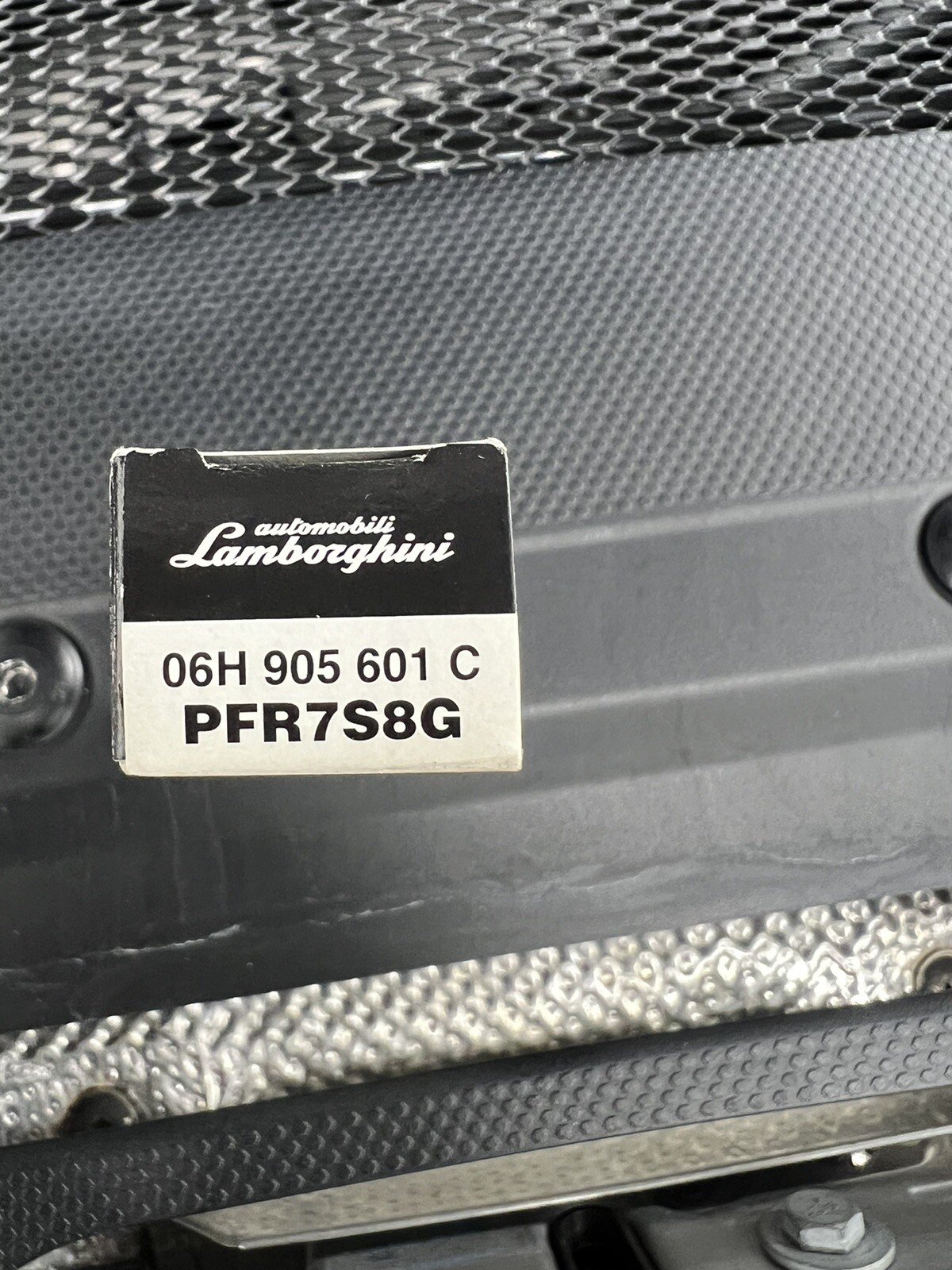 Lamborghini Genuine Gallardo / Huracan LP Series Spark Plug 10 OEM # 06H905601C