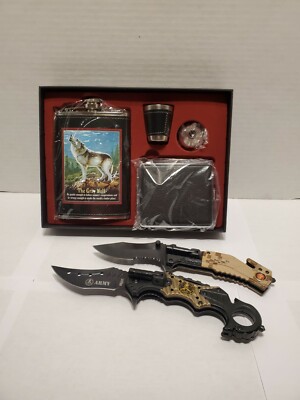 WOLF FLASK GIFT SET WITH 2 KNIVES