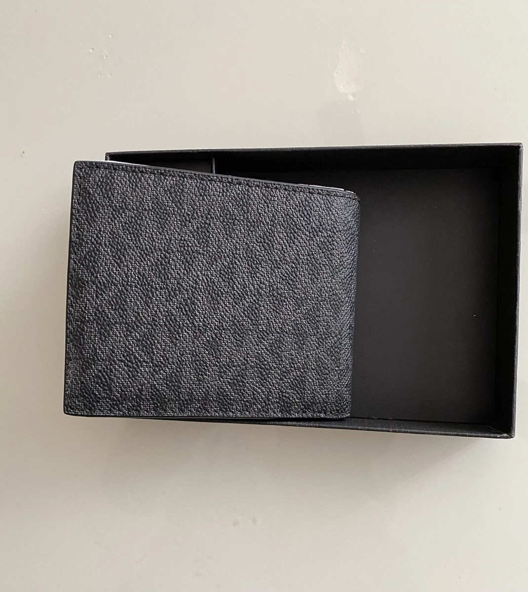 Michael kors sales men's wallet