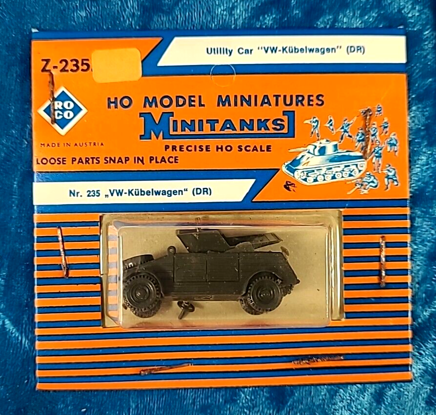 ROCO MINITANKS DBGM #235 German WWII VW Kübelwagen Missing Windshield